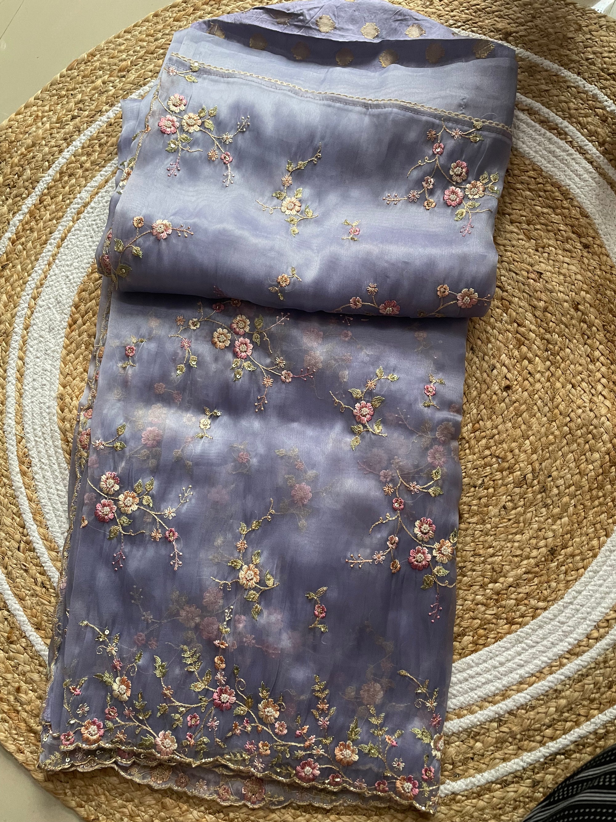 Lavender Crushed Tissue Saree with Intricate Thread Embroidery