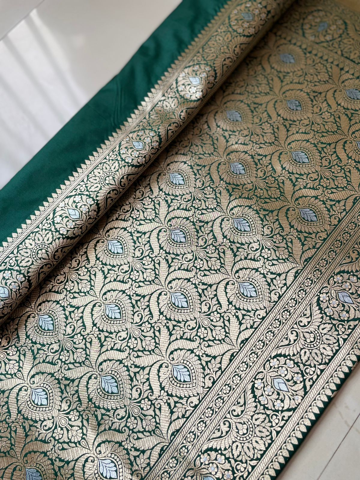 Luxurious Semi Katan Silk Saree with Intricate Floral Motifs