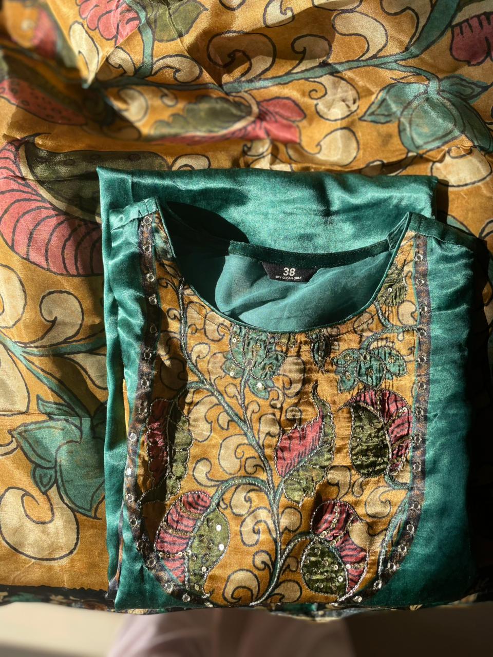 Emerald Green Gajji Silk Suit Set with Embroidered Detailing